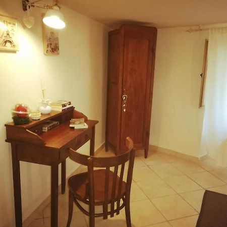 Ferienwohnung Oneiro Bed And Relax Benevento Exterior foto